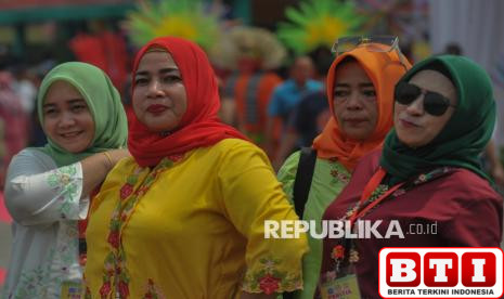 antusiasme-warga-hadiri-gelaran-lebaran-betawi-2025