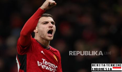 diogo-dalot-mungkin-absen-perkuat-mu-sampai-akhir-musim