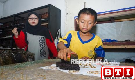 edukasi-membatik-untuk-siswa-sekolah-dasar