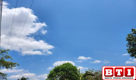 prakiraan-cuaca-hari-ini-makassar-cerah-berawan-29-april-2025