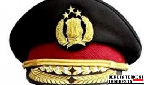 terekam-kamera-polisi-ambil-duit-sogokan-tilang-di-jalan-cadas-pangeran-sumedang