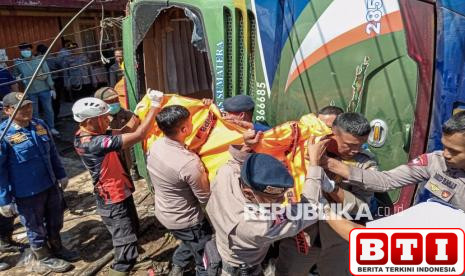 12-tewas-dalam-kecelakaan-bus-als-di-padang-panjang-ini-kronologinya-menurut-kapolda