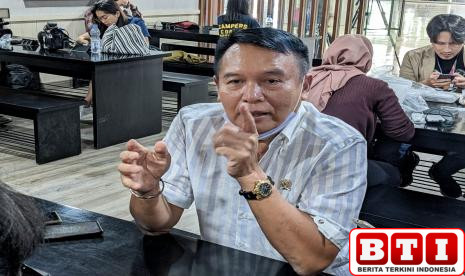 anggota-dpr-ingatkan-hal-ini-tak-boleh-dilakukan-tni-saat-amankan-kejaksaan