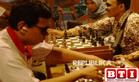 atasnamakan-pertimbangan-agama-pemerintah-taliban-di-afghanistan-haramkan-catur