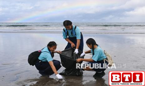 bali-wajibkan-pelaku-usaha-olah-sampah-sendiri