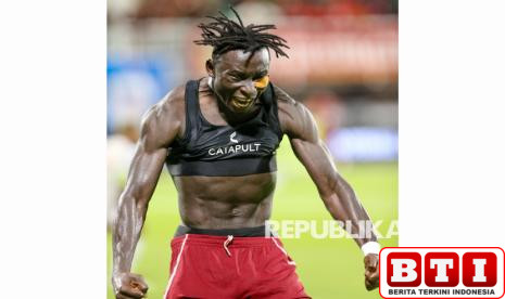 balotelli-cetak-gol-psm-makassar-tundukkan-malut-united