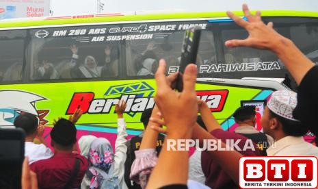 calon-jamaah-haji-sleman-berangkat-ke-tanah-suci-termuda-19-tahun