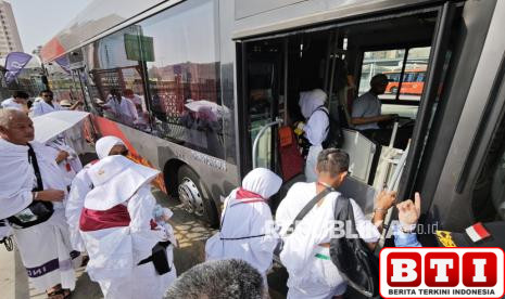 dampak-syarikah-seorang-jamaah-haji-lansia-terpisah-dari-rombongan