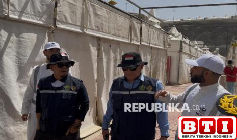 gerak-cepat-linjam-bak-kurir-hingga-antarjemput-jamaah-haji