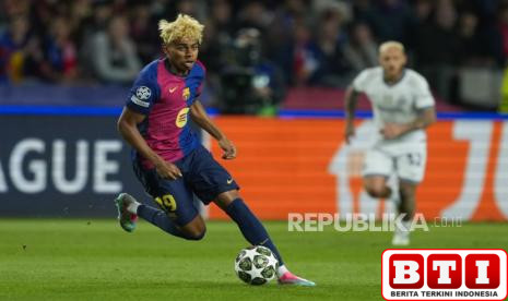 hansi-flick-puji-yamal-setelah-jadi-inspirator-kebangkitan-barcelona-lawan-inter