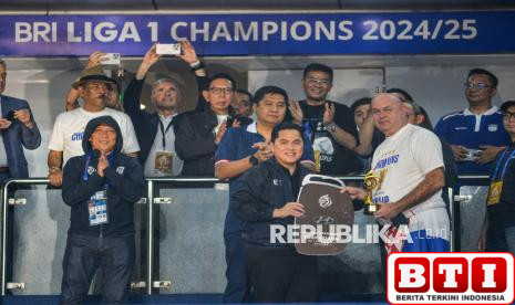 ini-daftar-peraih-gelar-individu-kompetisi-bri-liga-1-20242025