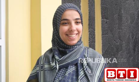 kisah-pilu-remaja-palestina-hingga-menjadi-mahasiswi-unisa