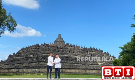 kunjungan-berlangsung-1-jam-presiden-prabowo-dan-macron-tinggalkan-candi-borobudur