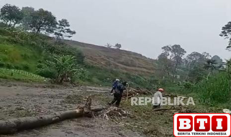 lembang-dikepung-banjir-satu-warga-dilaporkan-hilang
