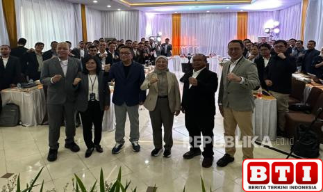 lomba-lari-semarakkan-wisata-helmy-yahya-kita-jaga-palembang