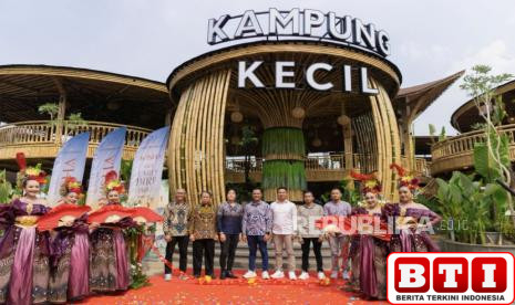 luncurkan-kampung-kecil-dan-avisha-kota-kertabumi-karawang-jangkau-pasar-middle-up