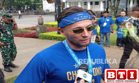 marc-klok-sebut-juara-back-to-back-persib-untuk-bobotoh-musim-depan-banyak-pemain-baru