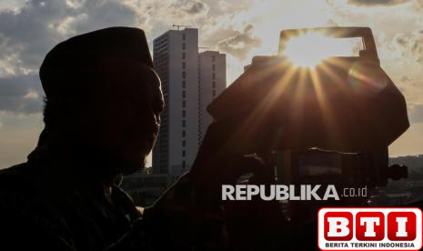 melihat-proses-pemantauan-hilal-awal-dzulhijjah-1446-h
