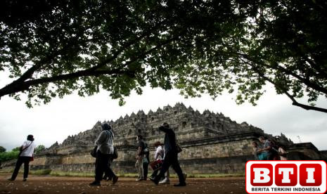 menteri-kebudayaan-bantah-rumor-akan-ada-lift-dan-eskalator-di-candi-borobudur
