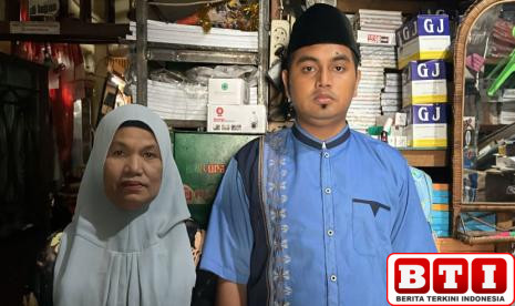 pahrul-gantikan-ayah-naik-haji-bersama-sang-ibu