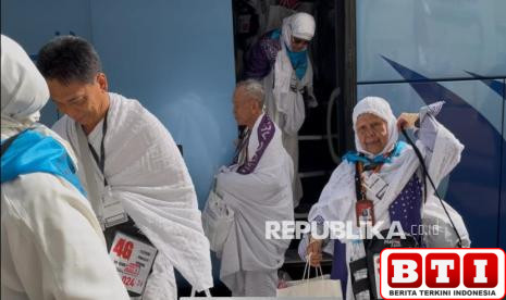 pasangan-jamaah-haji-pisah-hotel-karena-beda-syarikah-kini-bisa-bersatu