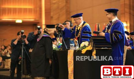 pendidikan-berdampak-dan-kisah-lulusan-terbaik-ukrida-jawab-tantangan-zaman