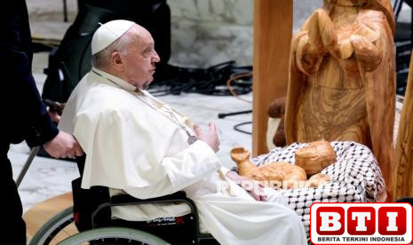 permintaan-terakhir-paus-minta-mobilnya-dijadikan-klinik-keliling-untuk-anak-di-gaza
