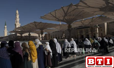 petugas-daker-madinah-optimalkan-penanganan-jamaah-haji-terpisah-rombongan