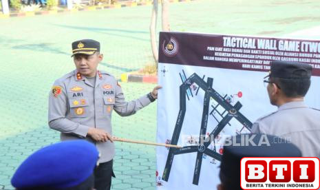 polres-indramayu-gelar-apel-kesiapan-pengamanan-may-day-2025