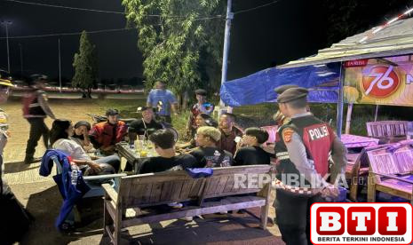 polres-indramayu-gelar-patroli-kryd-antisipasi-gangguan-kamtibmas-di-malam-ahad