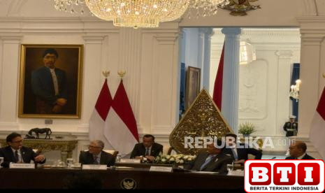 prabowo-akan-beri-penghargaan-bintang-tertinggi-kepada-bill-gates