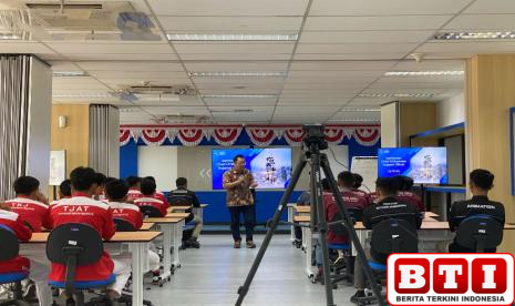 puluhan-siswa-smk-terserap-industri-usai-ikut-pelatihan-fiber-optik-dari-csr-tbig-di-2024