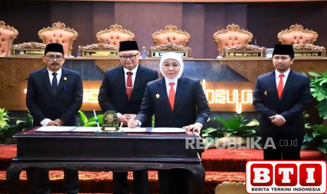 smkn-sukapura-bromogubernur-khofifah-aspirasi-warga-yang-ingin-anaknya-terampil