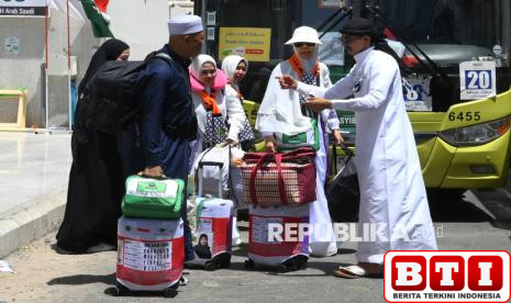7-kloter-jamaah-haji-indonesia-gelombang-pertama-siap-kembali-ke-tanah-air