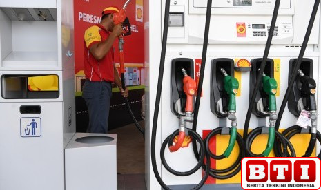 bersamaan-dengan-pertamina-shell-ikut-turunkan-harga-bbm-per-juni-2025