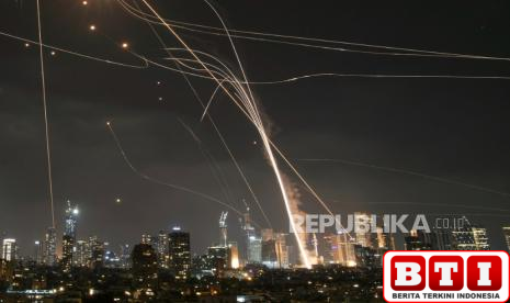 gelombang-kedua-serangan-iran-hantam-tel-aviv