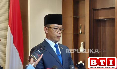 hadiri-ktm-oki-di-istanbul-menlu-sugiono-akan-nyatakan-sikap-soal-konflik-iran-israel