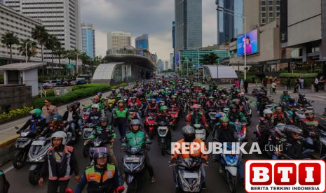 in-this-economy-ojol-dan-content-creator-jadi-bantalan-phk