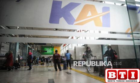 ini-stasiun-kereta-favorit-wisatawan-asing-di-indonesia