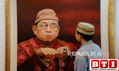 iran-bombardir-israel-teringat-humor-gus-dur-soal-topi-yahudi-itu-bh-yang-dibagi-dua-shimon-peres-tertawa