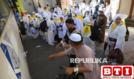 jamaah-haji-indonesia-bergerak-ke-arafah