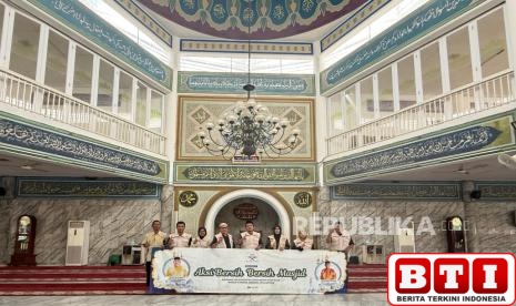 jelang-konvensyen-ke-25-dmdi-jakarta-gelar-aksi-bersih-bersih-masjid