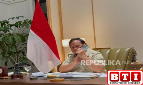 kamis-prabowo-ditelepon-presiden-as-donald-trump