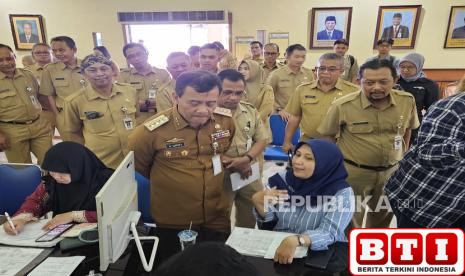 luthfi-peringatkan-tak-boleh-ada-praktik-titipan-dalam-spmb-smasmk-di-jateng