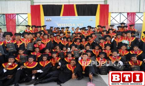 mahasiswa-dompu-penerima-beasiswa-torehkan-prestasi-di-kancah-nasional-dan-internasional