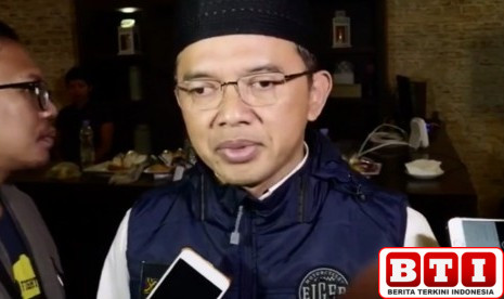 maman-jangan-hanya-ingin-meninggal-di-makkah-orang-sakit-berat-dipaksa-berangkat-haji