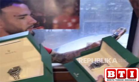 mensesneg-jam-rolex-pemain-timnas-dibeli-dari-dana-pribadi-prabowo