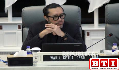 ono-surono-bantah-perintahkan-kades-pasir-munjul-kritisi-dedi-mulyadi-ga-mungkin-titah-saya