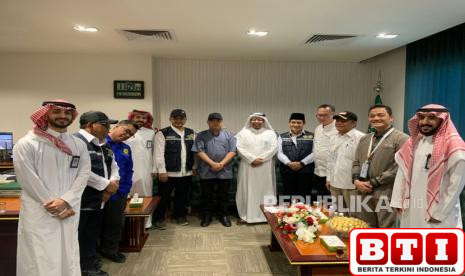 permudah-perjalanan-haji-bpkh-dukung-inisiatif-pemerintah-gunakan-bandara-internasional-taif