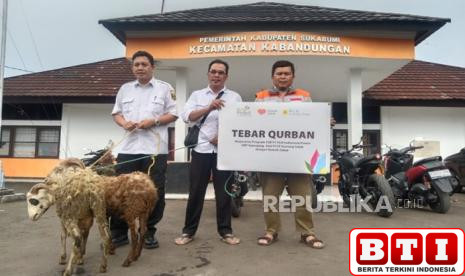 pln-indonesia-power-gandeng-rumah-zakat-tebar-qurban-untuk-warga-sukabumi-dan-bogor